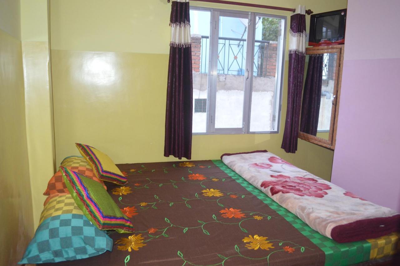 ורנאסי Azure Family Paying Guest House מראה חיצוני תמונה